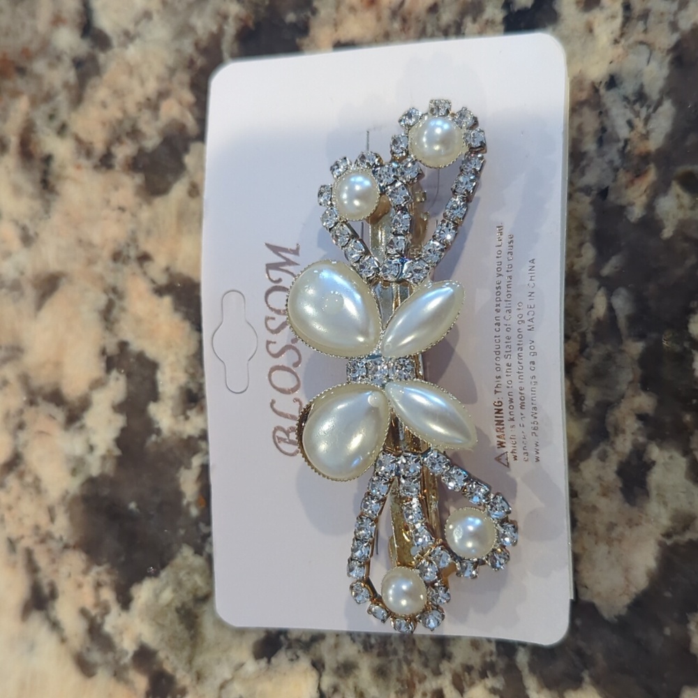 Pearl and crystal butterfly barette